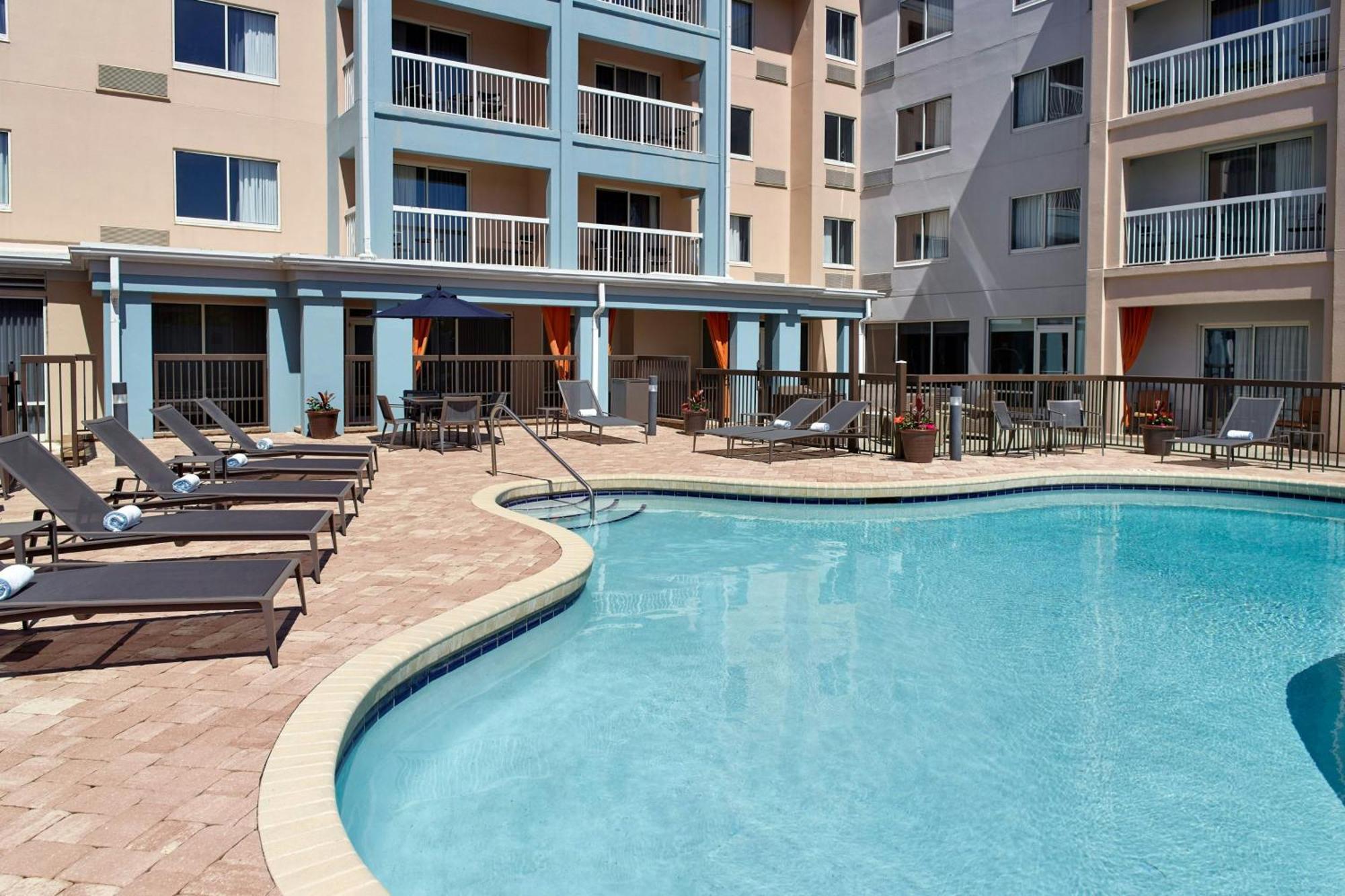 Courtyard By Marriott Myrtle Beach Broadway Εξωτερικό φωτογραφία